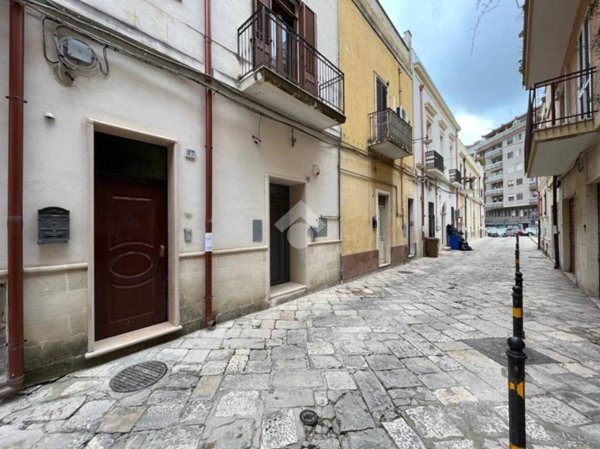 casa indipendente in vendita a Brindisi in zona Centro Città