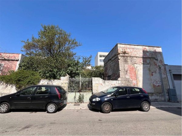 terreno edificabile in vendita a Brindisi in zona Cappuccini
