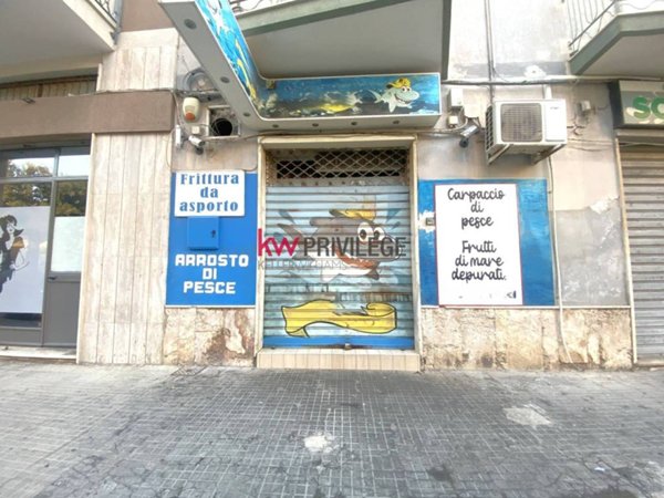 negozio in vendita a Brindisi in zona Commenda