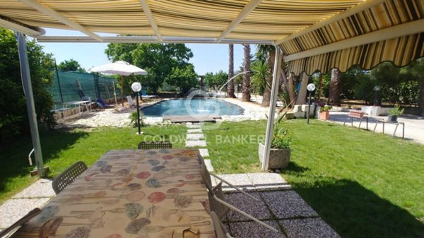 casa indipendente in vendita a Brindisi in zona Tuturano