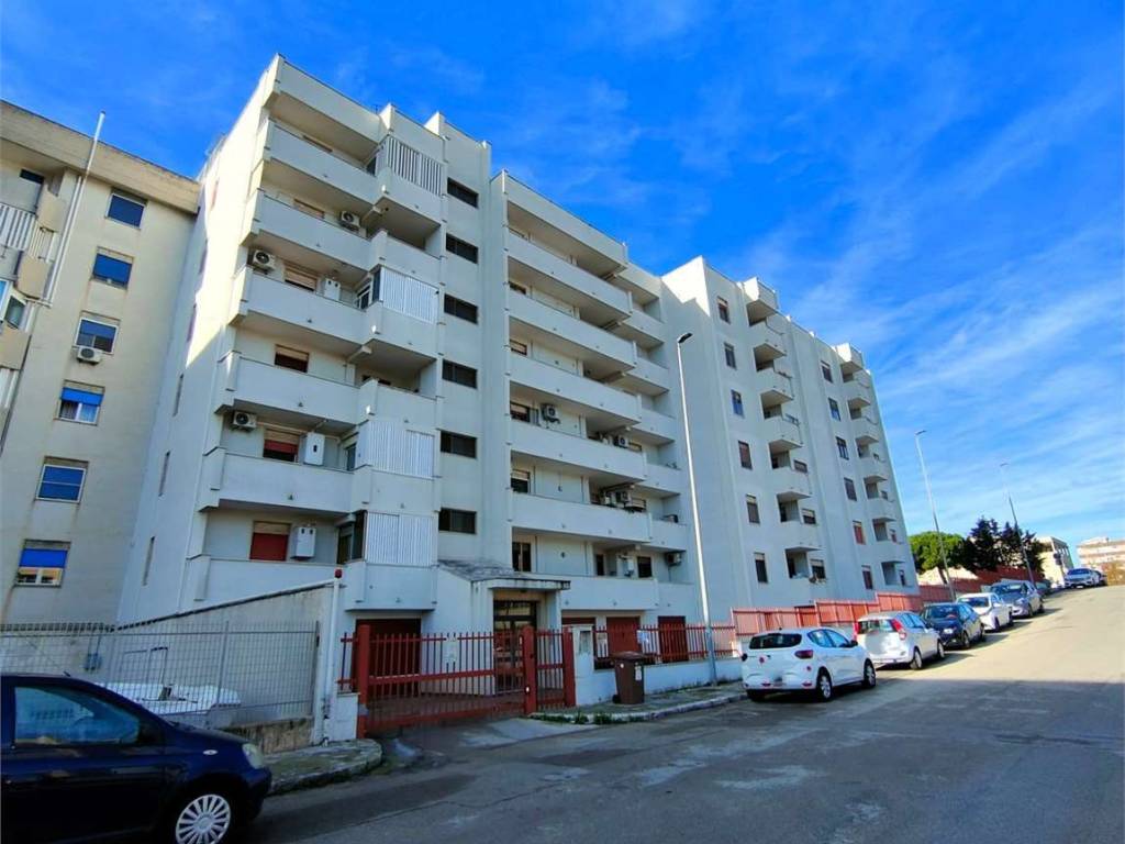 appartamento in vendita a Brindisi in zona Bozzano