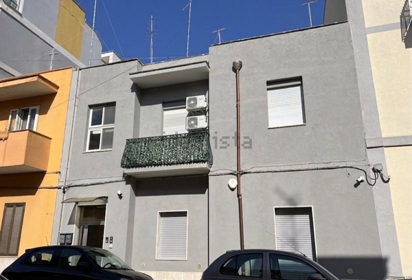 ufficio in vendita a Brindisi in zona Commenda
