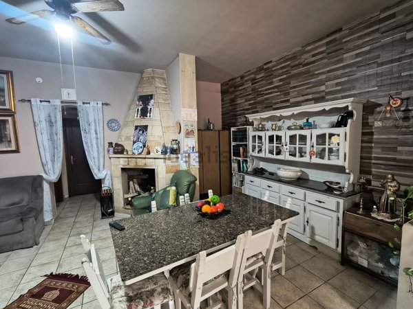 casa indipendente in vendita a Brindisi