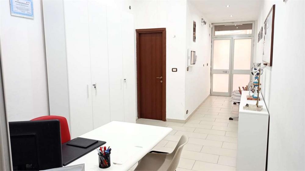ufficio in vendita a Brindisi