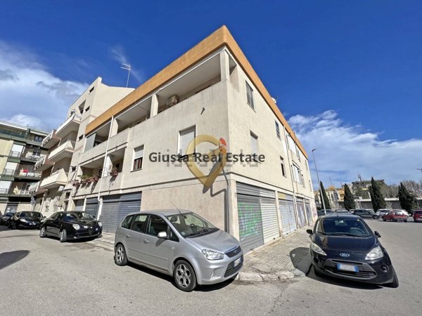 appartamento in vendita a Brindisi in zona Commenda