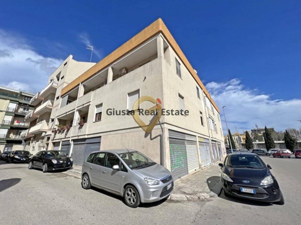 appartamento in vendita a Brindisi in zona Commenda