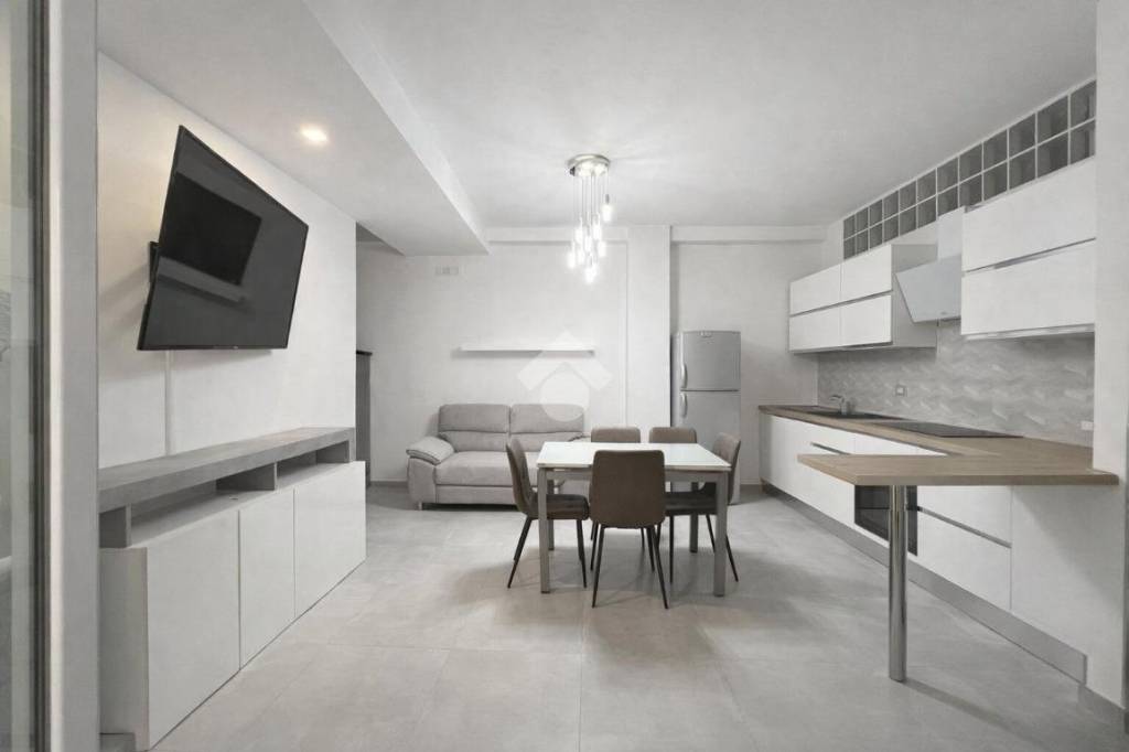 appartamento in vendita a Brindisi in zona Commenda