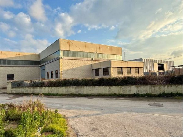 terreno edificabile in vendita a Brindisi in zona Perrino