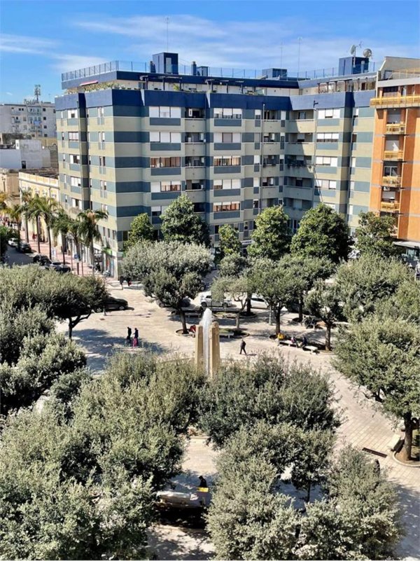 ufficio in vendita a Brindisi in zona Centro Città
