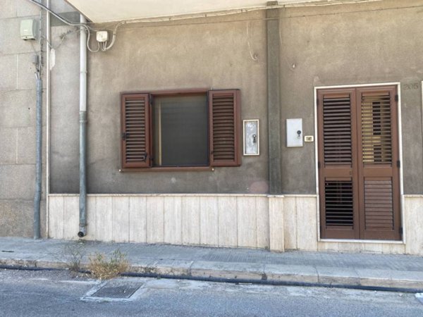 casa indipendente in vendita a Brindisi in zona Centro Città