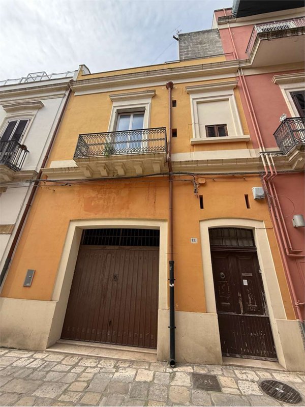 casa semindipendente in vendita a Brindisi in zona Centro Città