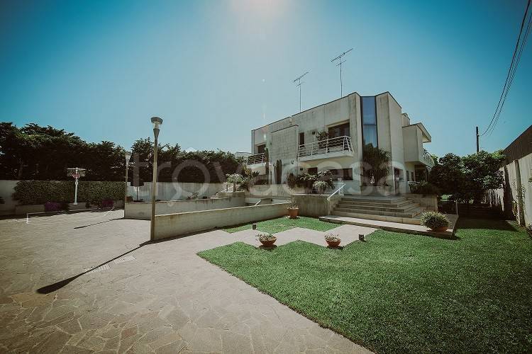 casa indipendente in vendita a Brindisi in zona Minnuta