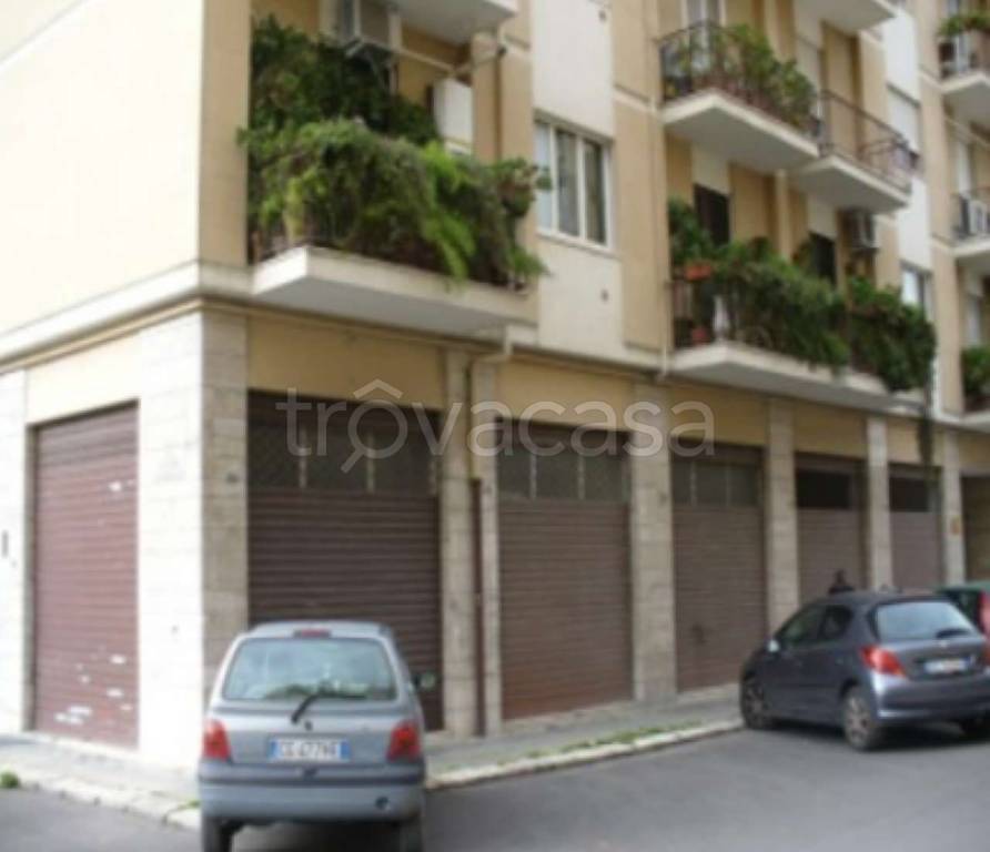 negozio in vendita a Brindisi in zona Commenda