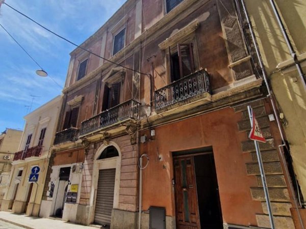 appartamento in vendita a Brindisi in zona Cappuccini