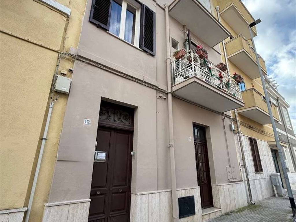casa indipendente in vendita a Brindisi in zona Cappuccini