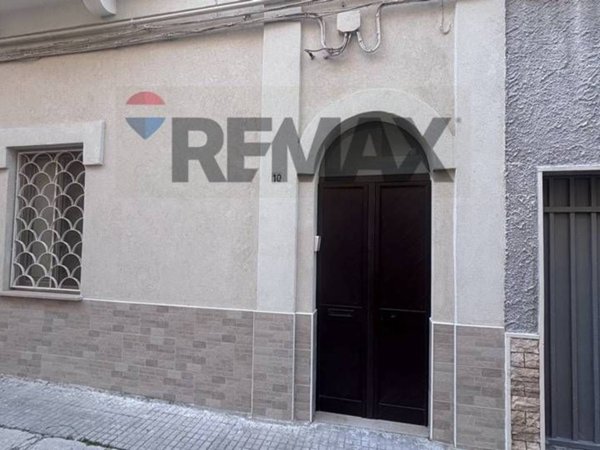 casa indipendente in vendita a Brindisi in zona Commenda