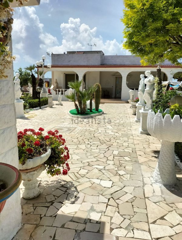 villa in vendita a Brindisi