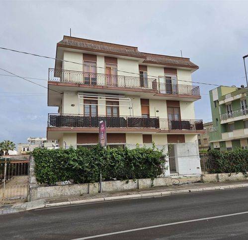 casa indipendente in vendita a Brindisi in zona Paradiso