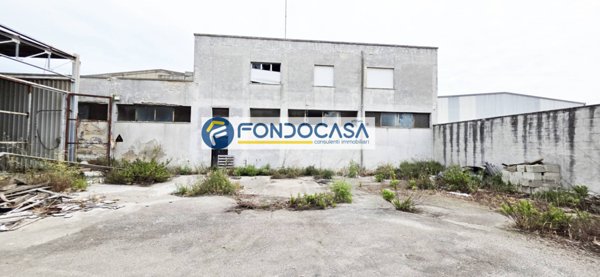 terreno edificabile in vendita a Brindisi in zona Perrino