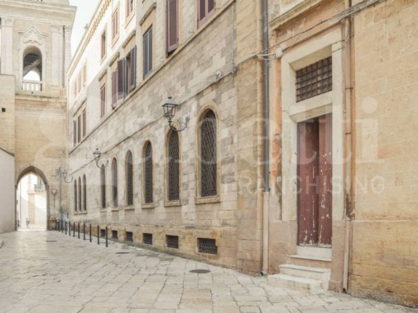 casa indipendente in vendita a Brindisi in zona Centro Città