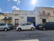 casa indipendente in vendita a Brindisi in zona Commenda