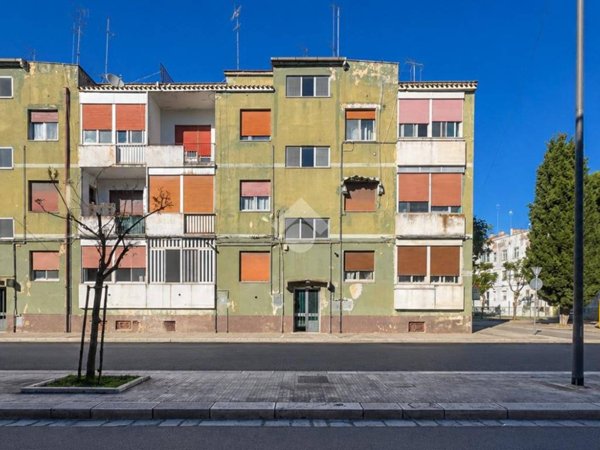appartamento in vendita a Brindisi in zona Commenda