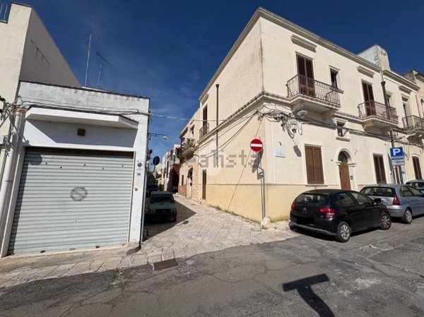 appartamento in vendita a Brindisi in zona Centro Città