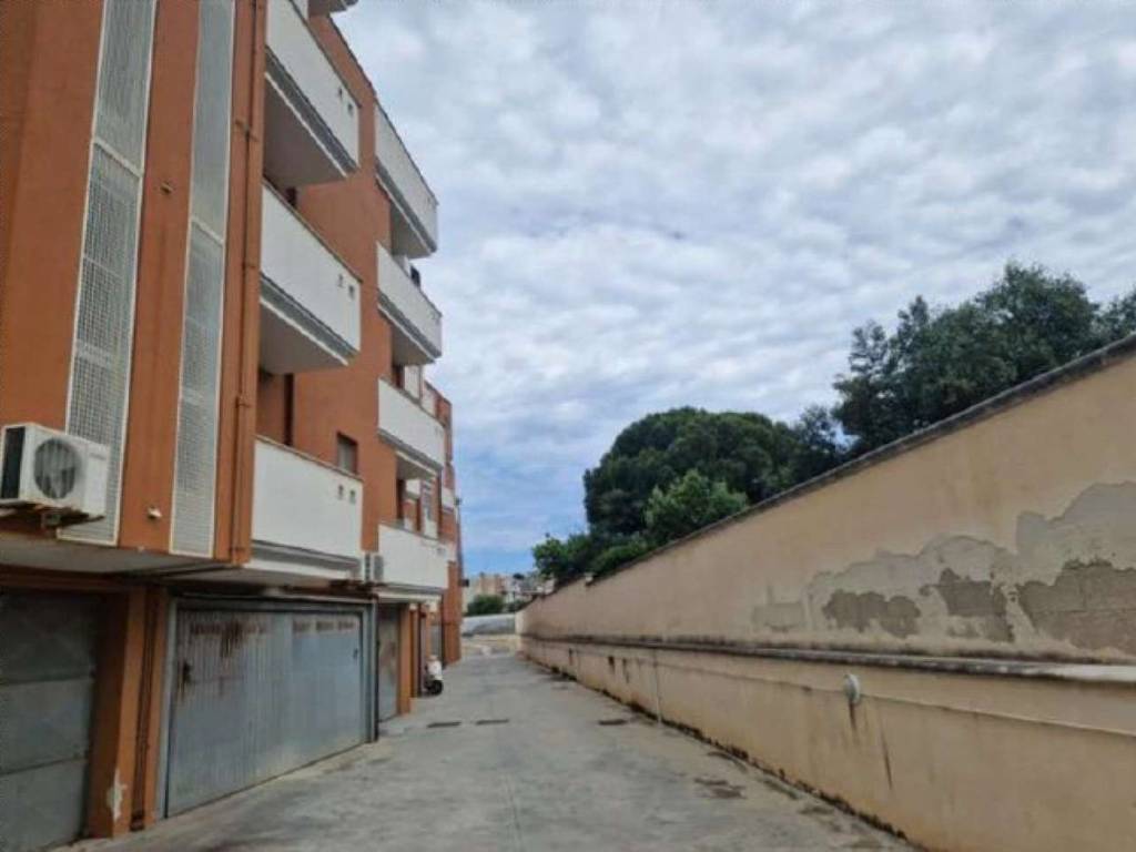 casa indipendente in vendita a Brindisi in zona Minnuta