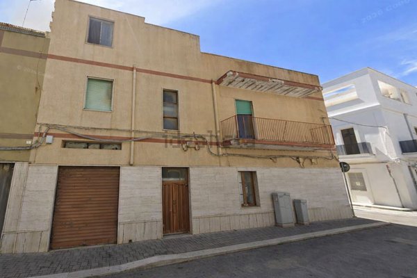 casa indipendente in vendita a Brindisi in zona Cappuccini