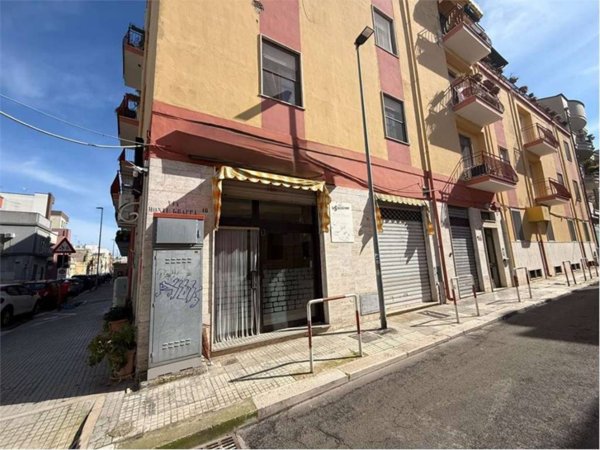 negozio in vendita a Brindisi in zona Cappuccini