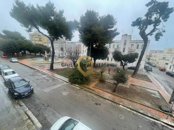 appartamento in vendita a Brindisi in zona Commenda