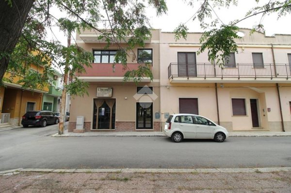 negozio in vendita a Brindisi in zona Centro Città
