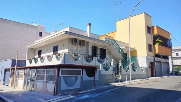 casa indipendente in vendita a Brindisi in zona Sant'Angelo