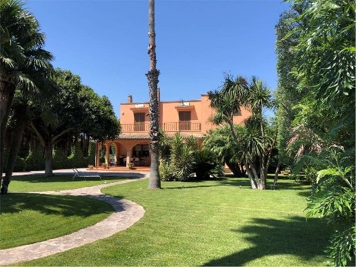 casa indipendente in vendita a Brindisi