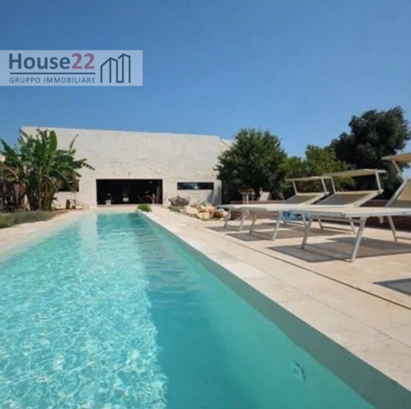 casa indipendente in vendita a Brindisi in zona Centro Città