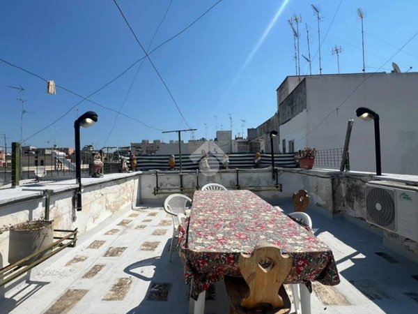casa indipendente in vendita a Brindisi in zona Commenda