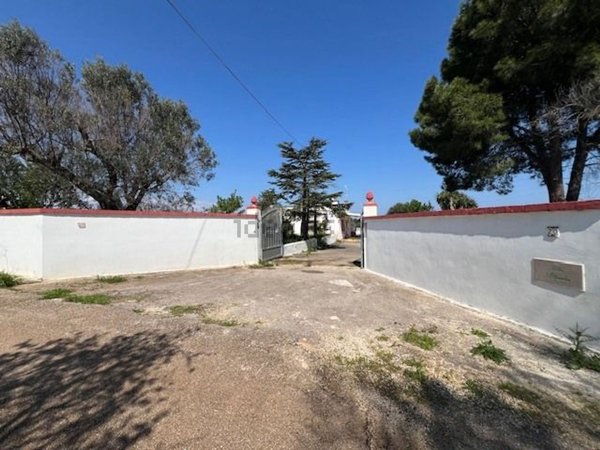 casa indipendente in vendita a Brindisi in zona Minnuta