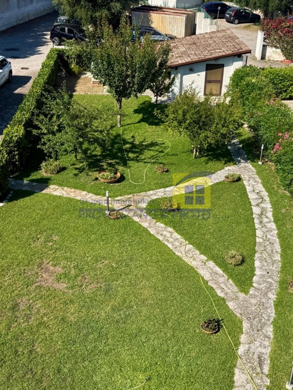 casa indipendente in vendita a Brindisi