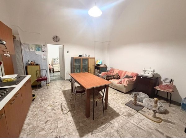casa indipendente in vendita a Brindisi in zona Commenda