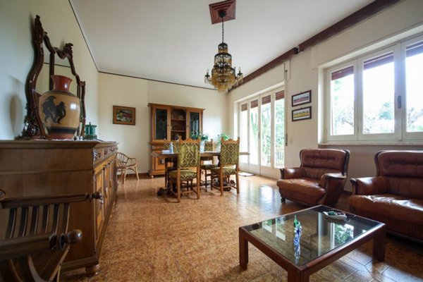 casa indipendente in vendita a Brindisi in zona Santa Maria del Casale