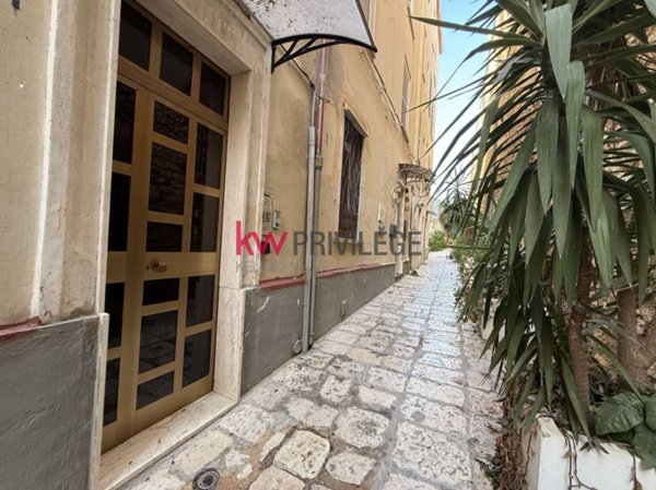 appartamento in vendita a Brindisi in zona Centro Città