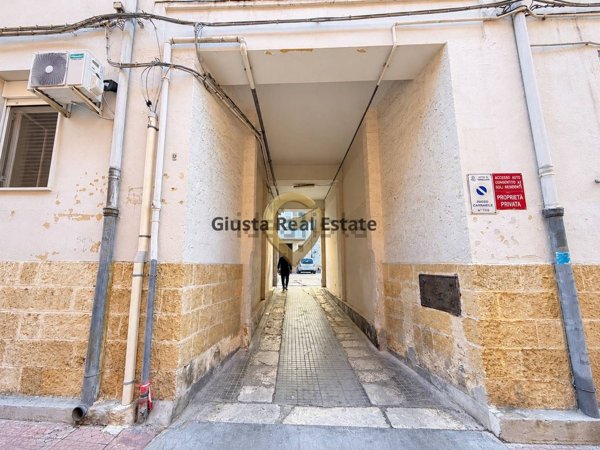 appartamento in vendita a Brindisi in zona Commenda