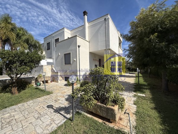 casa indipendente in vendita a Brindisi