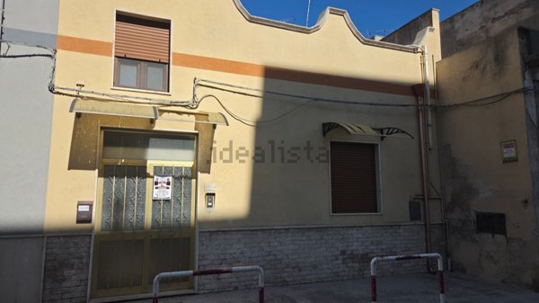 casa indipendente in vendita a Brindisi in zona Cappuccini