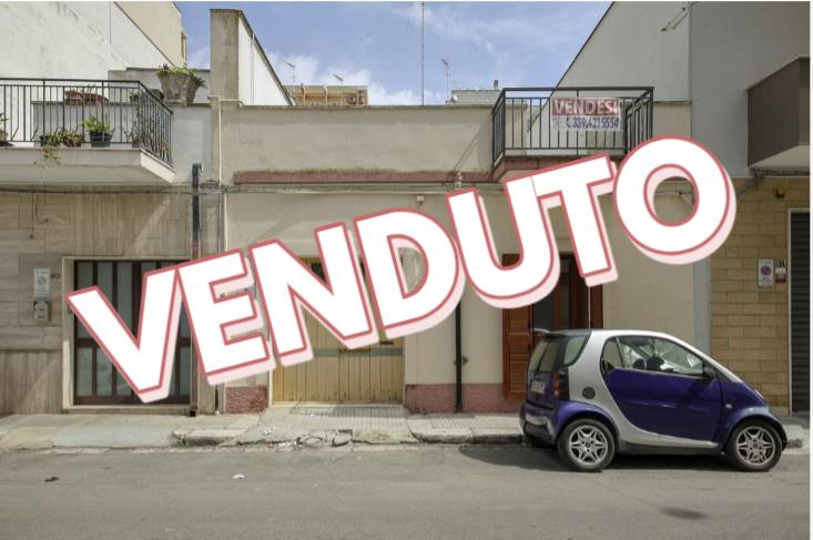 casa indipendente in vendita a Brindisi in zona Commenda