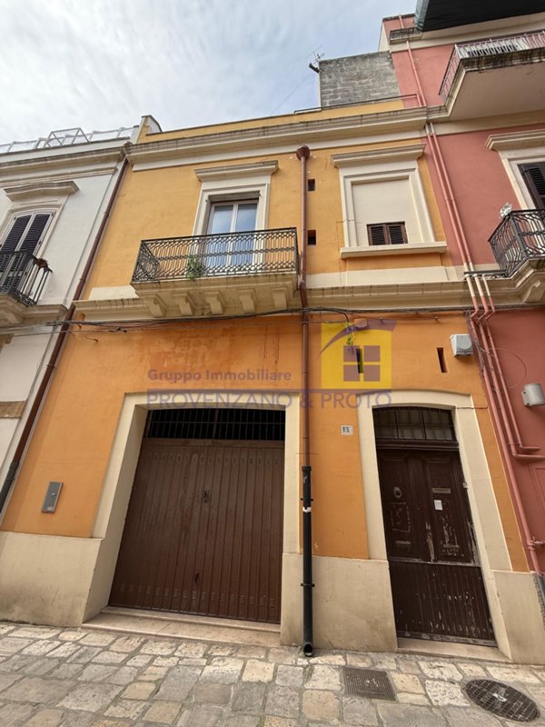 appartamento in vendita a Brindisi in zona Centro Città