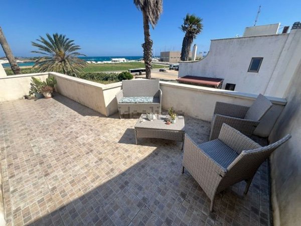 casa indipendente in vendita a Brindisi