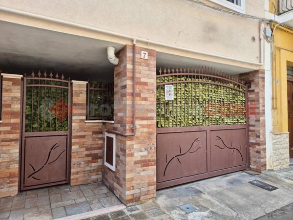 casa indipendente in vendita a Brindisi in zona Commenda