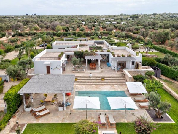 casa indipendente in vendita a Carovigno