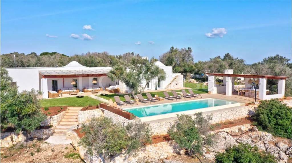 casa indipendente in vendita a Carovigno